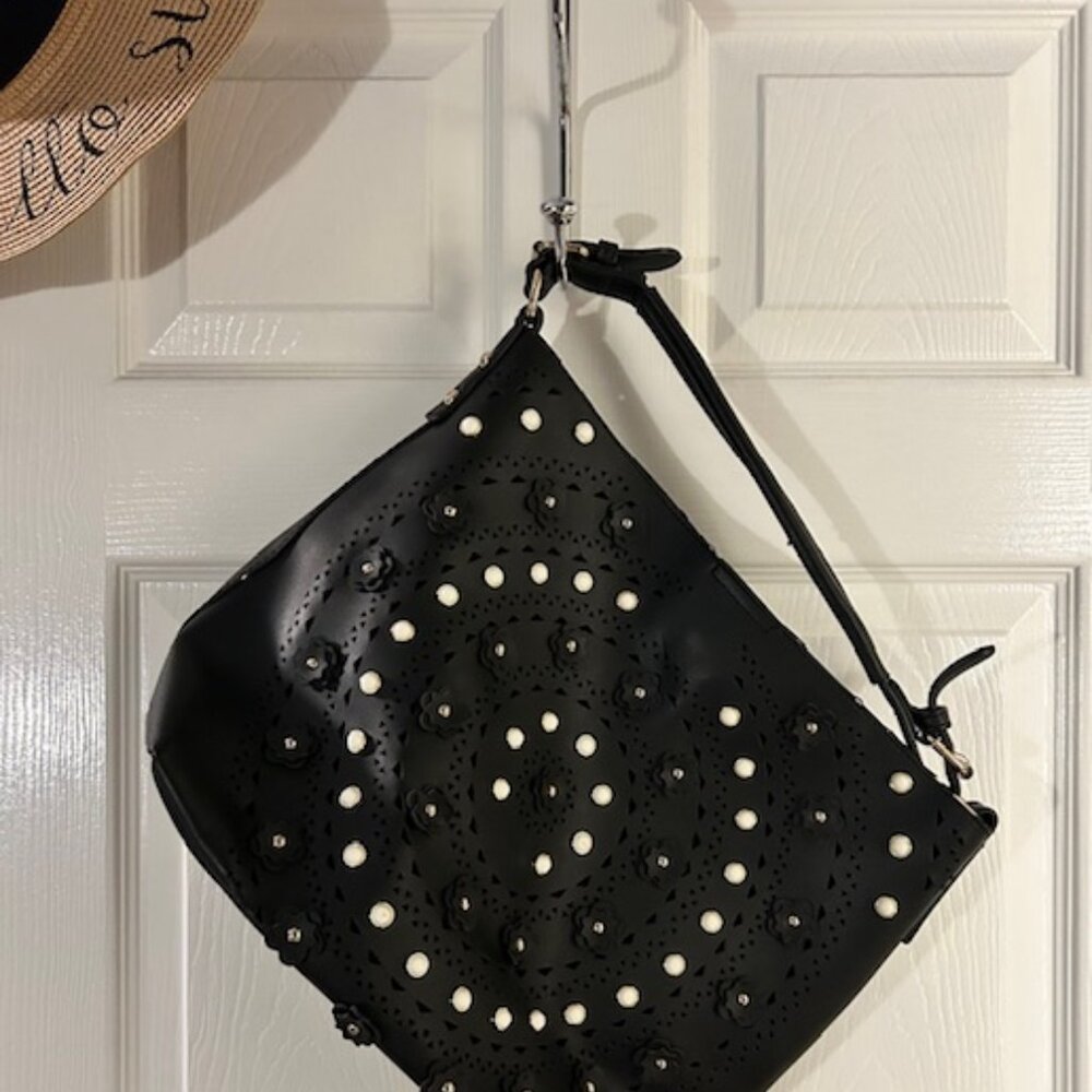 Black Medallion Boho Shoulder Purse CUTE!